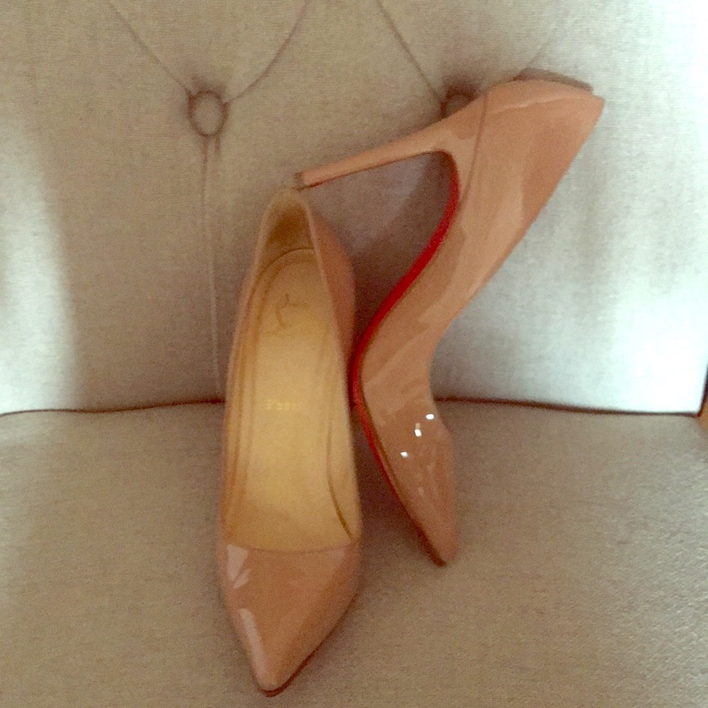 Christian Louboutin Patent pump